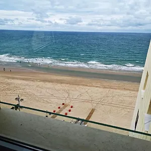 Romantica Vista Al Paseo Maritimo De Apartamento